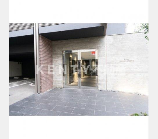 エントランス　清潔なエントランスです