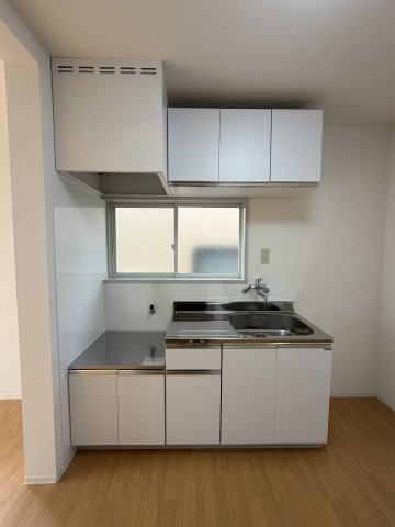 キッチン　※写真はD部屋です(反転タイプ) ※相違する場合は現況を優先
