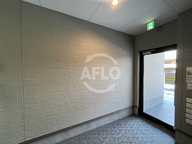ロビー　クレセント江坂　ロビー