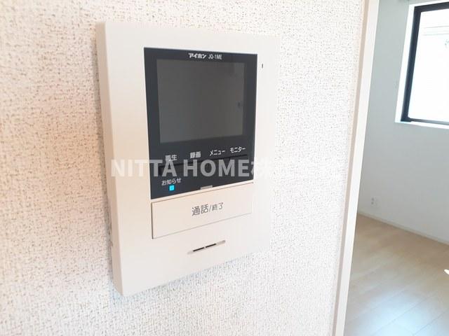 セキュリティ　ＴVドアホンを設置＊