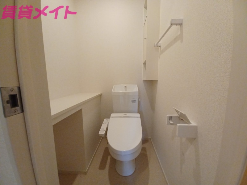 トイレ　同物件別室写真