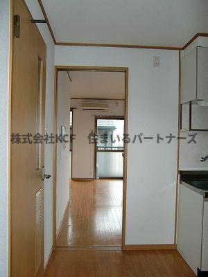 その他部屋・スペース　明るい色調の室内です