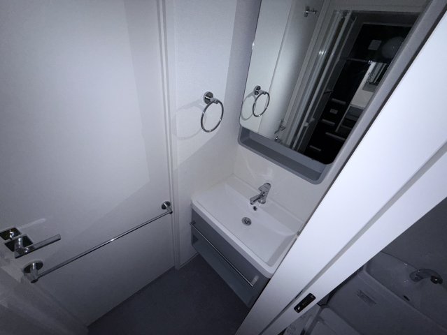 洗面設備　別タイプのお写真です。