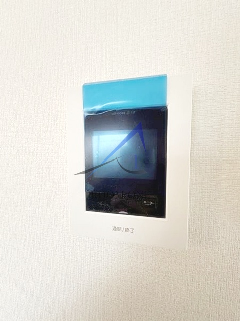 セキュリティ　モニター付きインターホンです。
