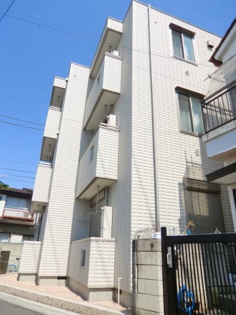 建物外観　１フロアー２世帯全室角部屋