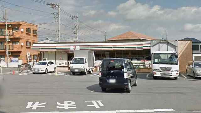 コンビニ　セブンイレブン戸田美女木店（コンビニ）まで125m