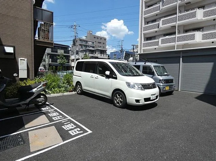 駐車場　☆駐車場☆