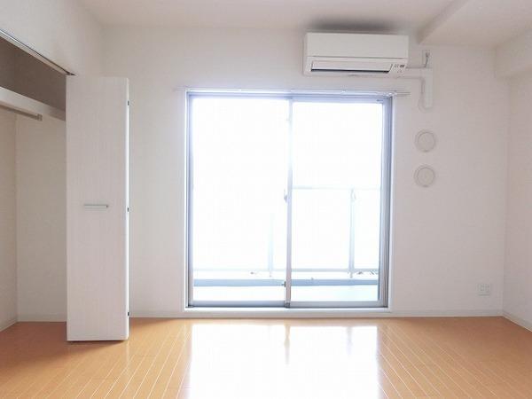 その他部屋・スペース　明るい洋室！