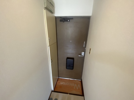 玄関　※別部屋の写真です