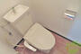 トイレ　トイレはウォシュレット付きです。シャワートイレは嬉しいですね
