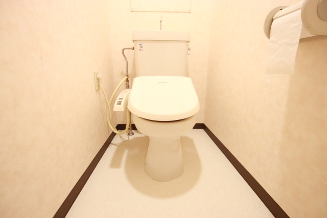 トイレ　別室の参考写真です。※現況優先