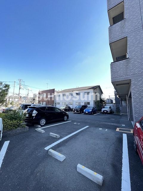 駐車場　駐車場です