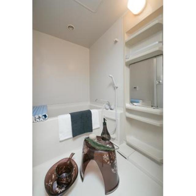 バス・シャワールーム　※写真は同タイプ住戸です。