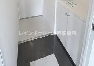 玄関　同建物別間取りの参考写真です。