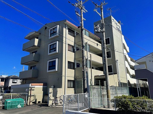 建物外観　きれいな外観です