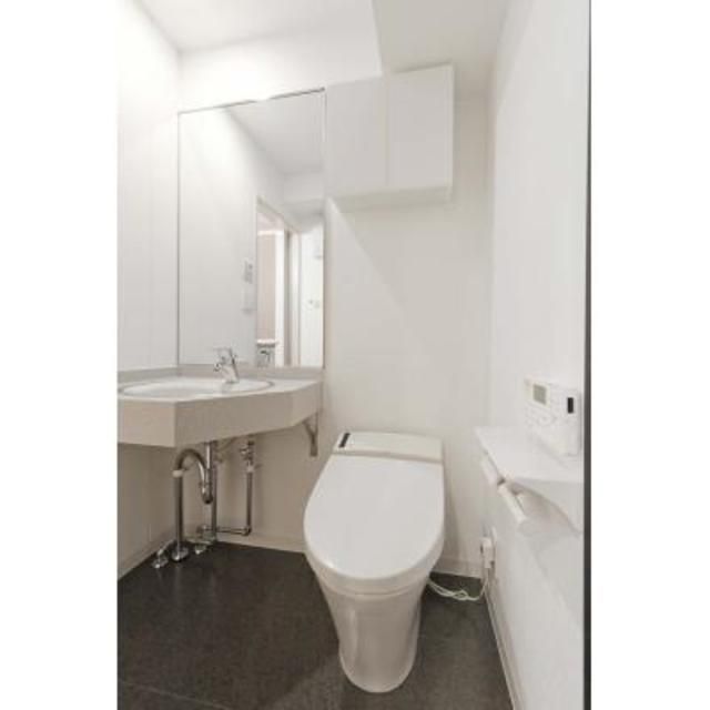 トイレ　コンパクトで使いやすいトイレです