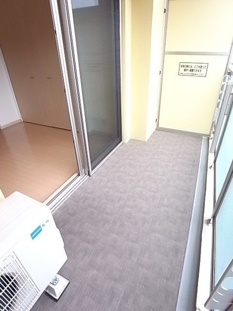 バルコニー