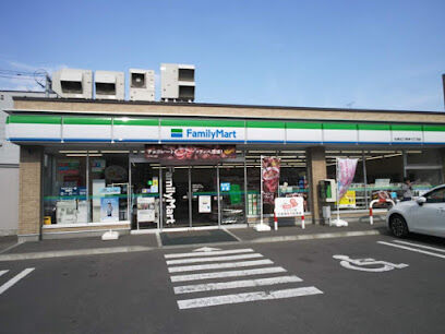 コンビニ　ファミリーマート札幌北21条東13丁目店（コンビニ）まで312m