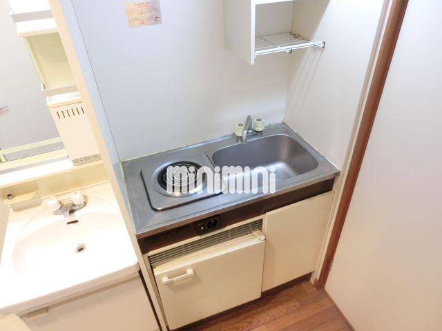 キッチン　電気コンロ一口付です