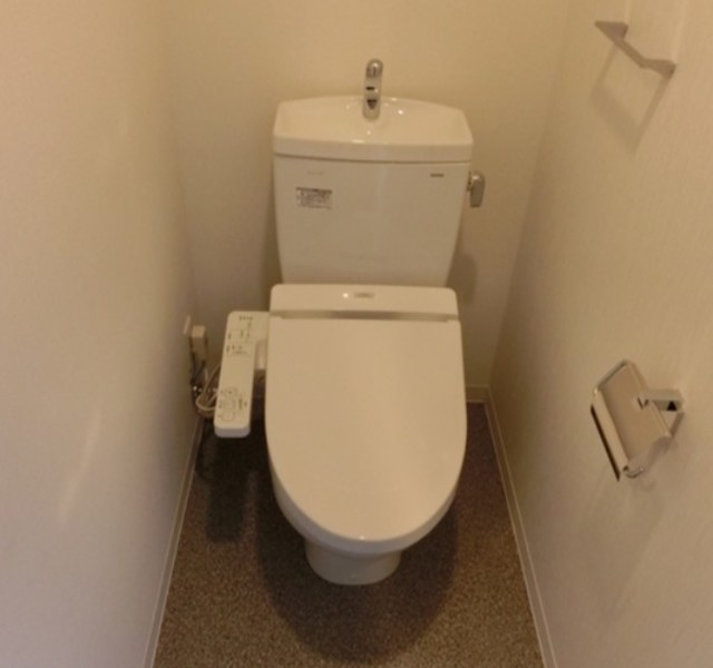 トイレ　別部屋参考写真