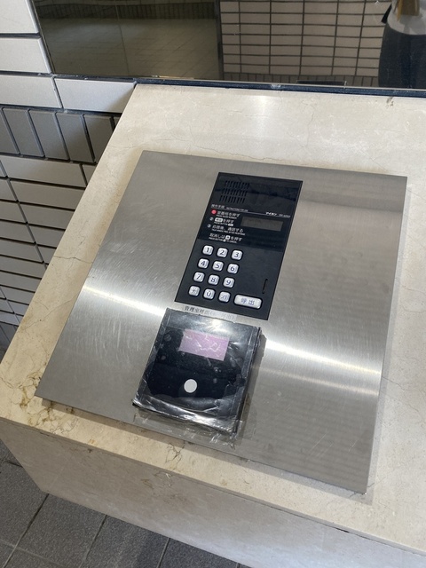 セキュリティ　オートロック付き