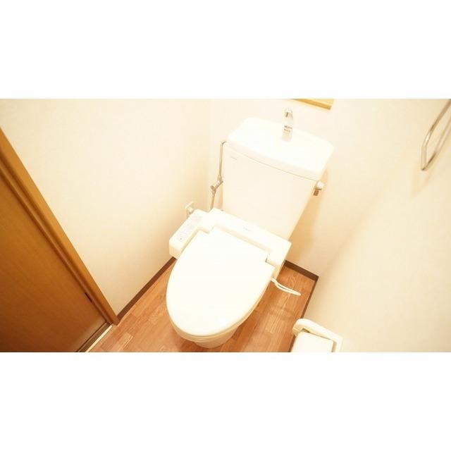 トイレ　シャワー付きトイレ（同仕様タイプ・現況優