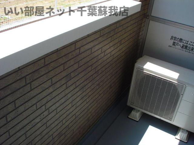 バルコニー　きれいな玄関です