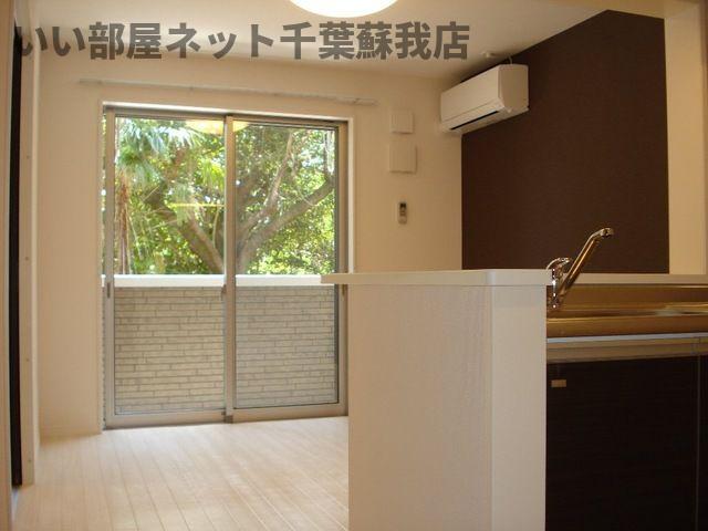 居室・リビング　お料理しやすいキッチンです