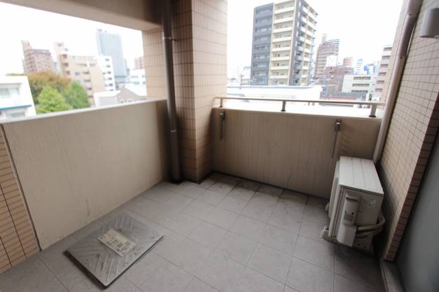 バルコニー　バルコニーも広々