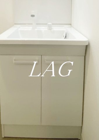 洗面設備　洗面台です。（同仕様です。）