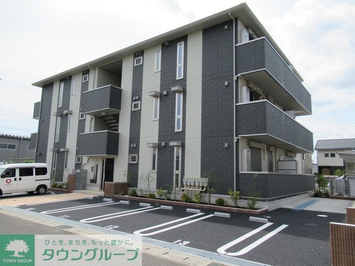 建物外観　お部屋探しはタウンハウジング蘇我店にお任せ下さい♪