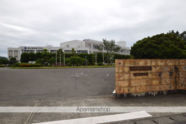高校・高専　熊本高等専門学校八代キャンパス（高校・高専）まで346m
