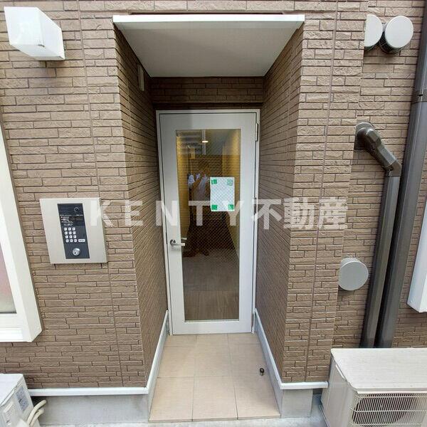 エントランス　建物の内部です