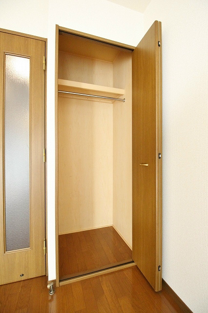 収納　クローゼット
