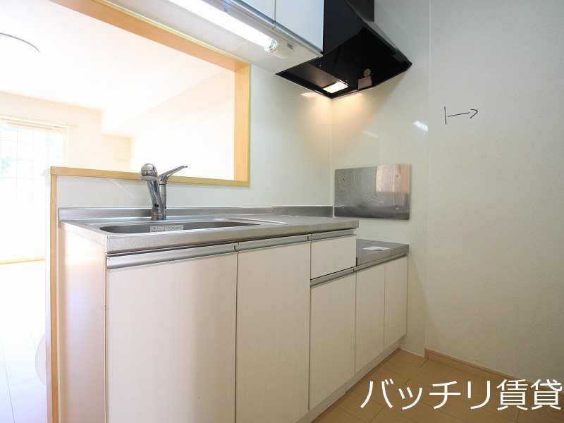 キッチン　別号室の画像。現況優先