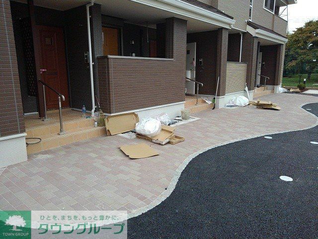 エントランス　★お問い合わせはタウンハウジングまで★