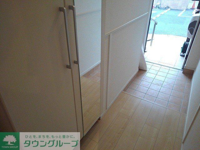 玄関　★お問い合わせはタウンハウジングまで★
