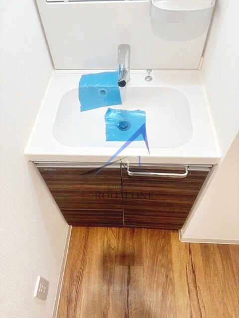 洗面設備　洗面台です。
