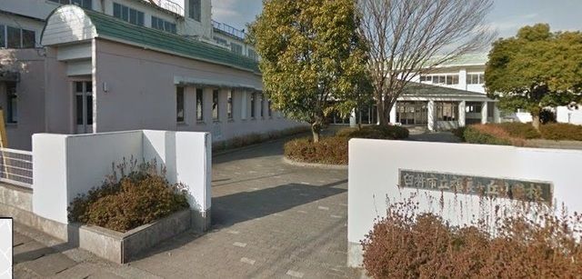 小学校　福良ヶ丘小学校（小学校）まで700m
