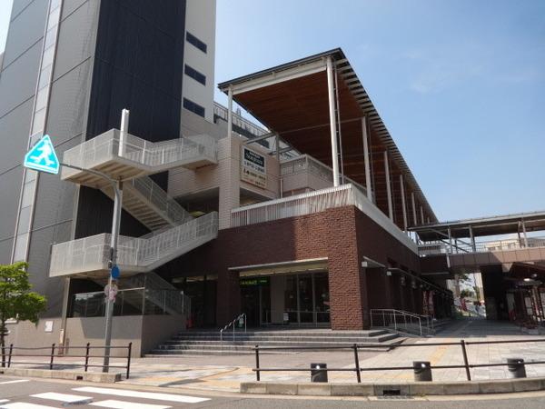 スーパー　サンプラザ三日市駅前店（スーパー）まで840m