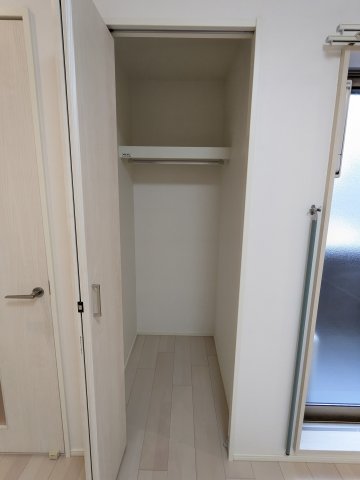 収納　201号室クローゼット(1)