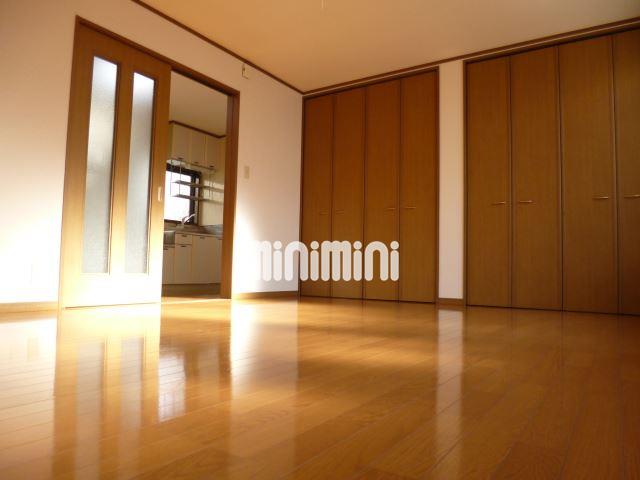 居室・リビング　１０帖のお部屋