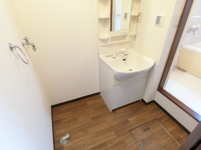 洗面設備　別号室の参考写真です。