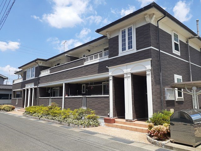 建物外観　外観は落ち着いています