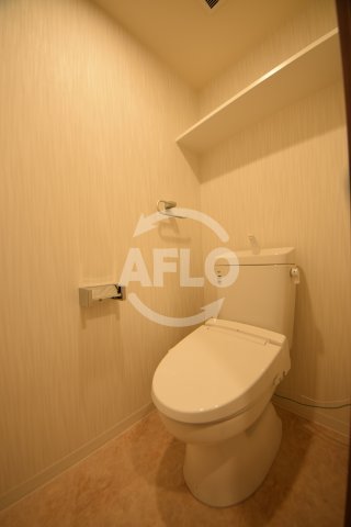 トイレ　Garden House 新今里　温水洗浄便座