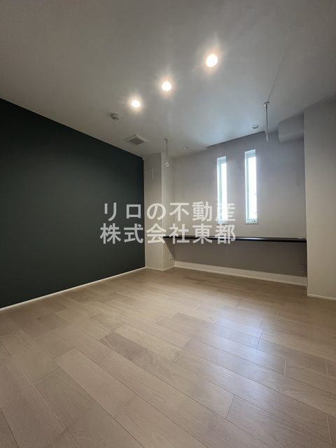その他　上品に仕上がった明るい室内空間です！