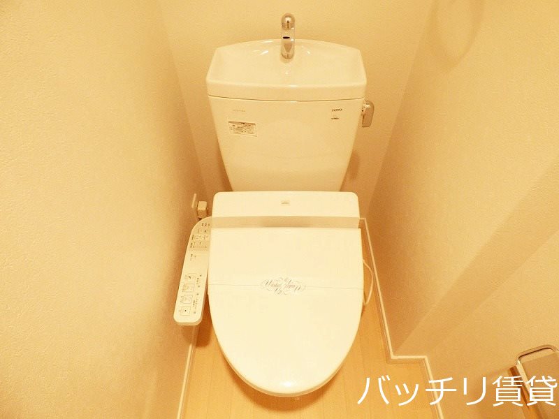 トイレ　別号室イメージの為、現状を優先致します