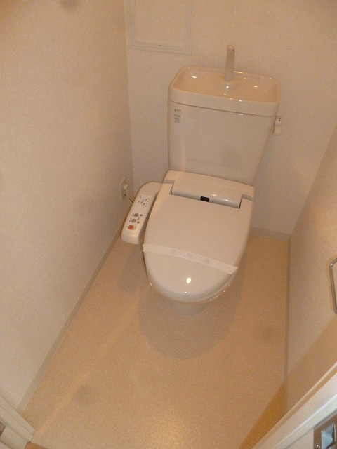 トイレ　ウォシュレットあり♪