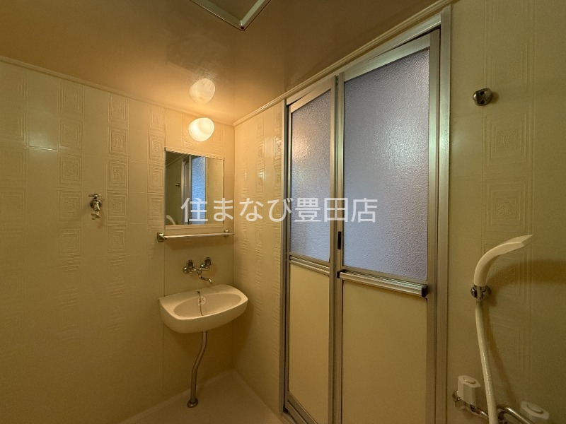 洗面設備　同型別部屋写真