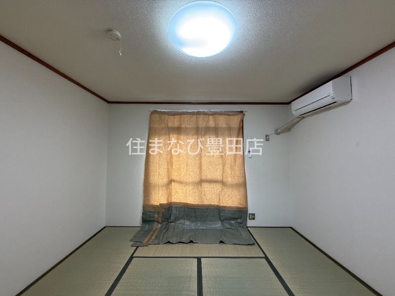 居室・リビング　同型別部屋写真